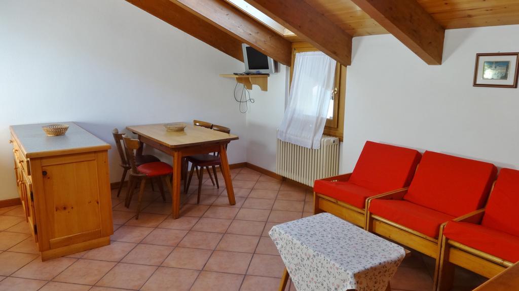 Aparthotel Casa Stefano E Lucia Bormio Exterior foto